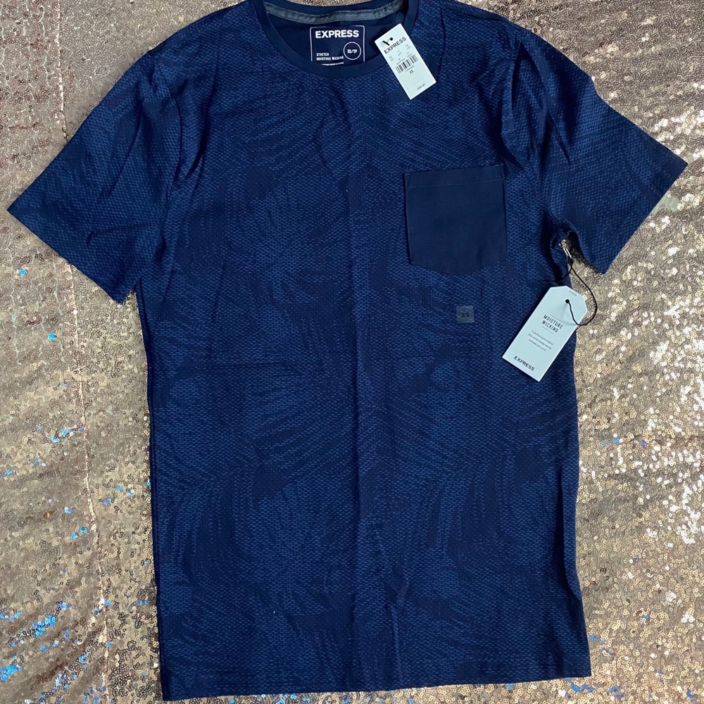 NWT xs men’s express shirt
